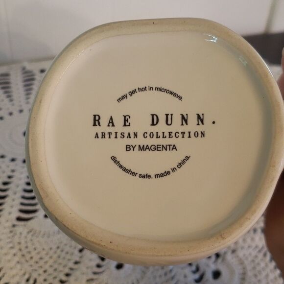 EUC Rae Dunn Coffee Mug - "BEAUTY" - Picture 3 of 4